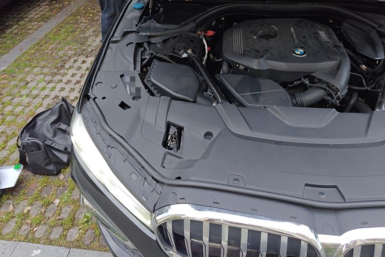 Used BMW 7 Series 2016 730Li Luxury Model Engine Bay Right