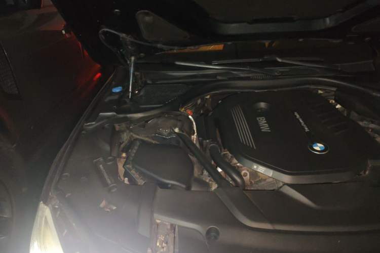 Used BMW 7 Series 2016 740Li Luxury Edition Engine Bay Right