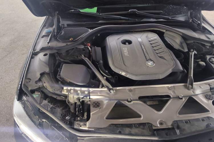 Used BMW 7 Series 2016 740Li Luxury Edition Engine Bay Right