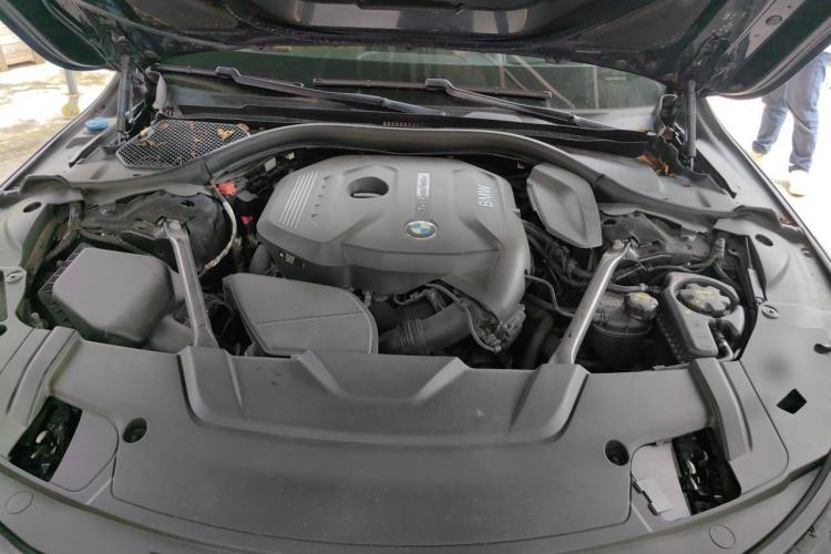 Used BMW 7 Series 2016 730Li Luxury Model Engine Bay