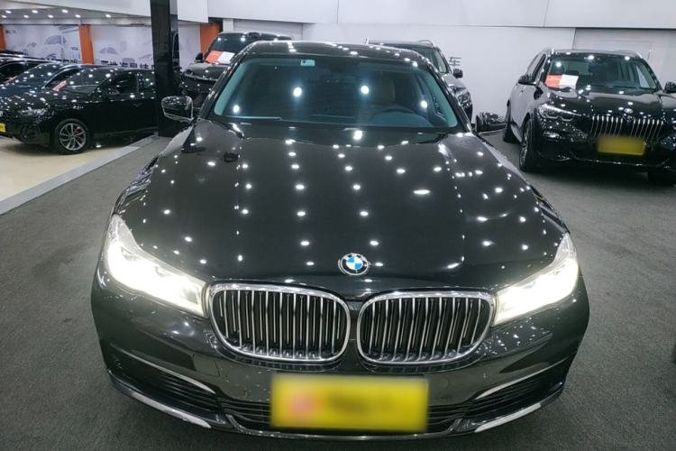 Used BMW 7 Series 2016 730Li Leading Model Exterior 1