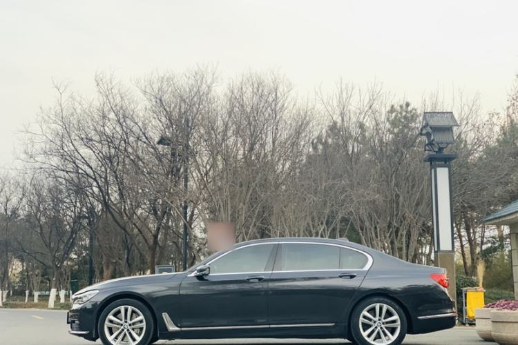 Used BMW 7 Series 2016 750Li xDrive Four-Seat Version Exterior 2