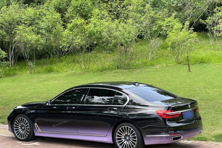 Used BMW 7 Series 2016 730Li Luxury Model Exterior 2