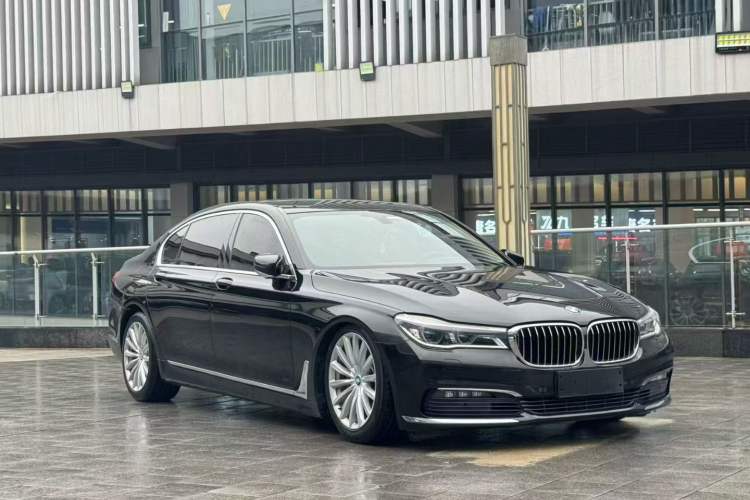 Used BMW 7 Series 2016 740Li Luxury Edition Exterior 2
