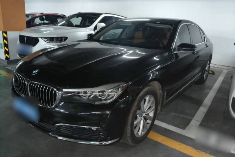 Used BMW 7 Series 2016 730Li Leading Model Exterior 3