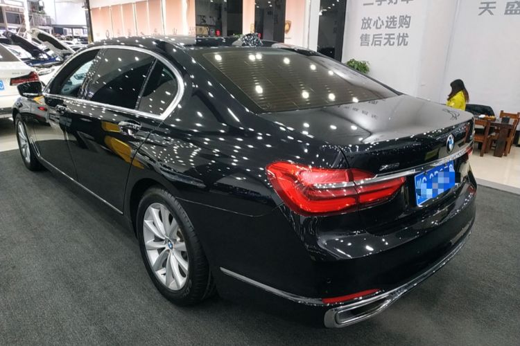 Used BMW 7 Series 2016 730Li Leading Model Exterior 3