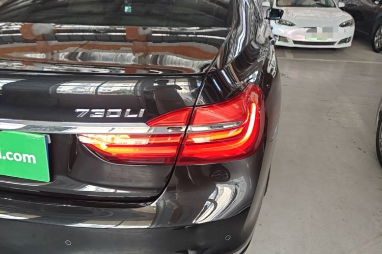 Used BMW 7 Series 2016 730Li Leading Model Exterior 3