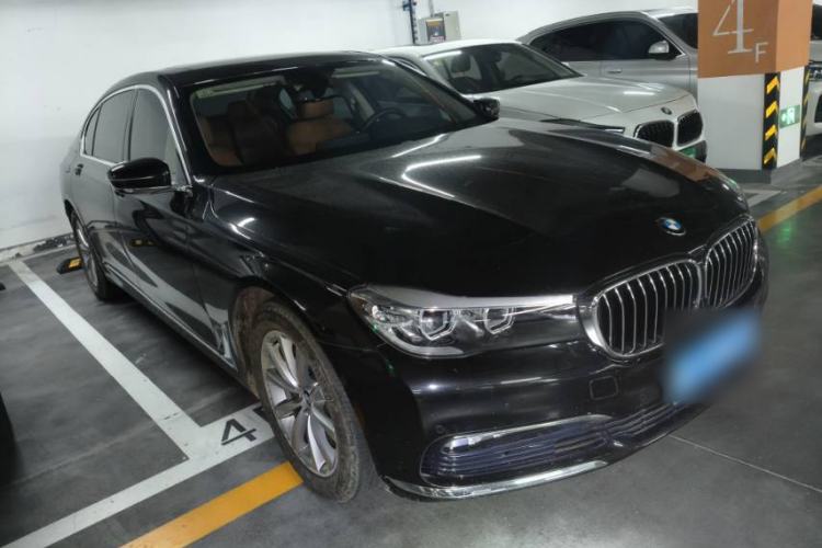 Used BMW 7 Series 2016 730Li Leading Model Exterior 4
