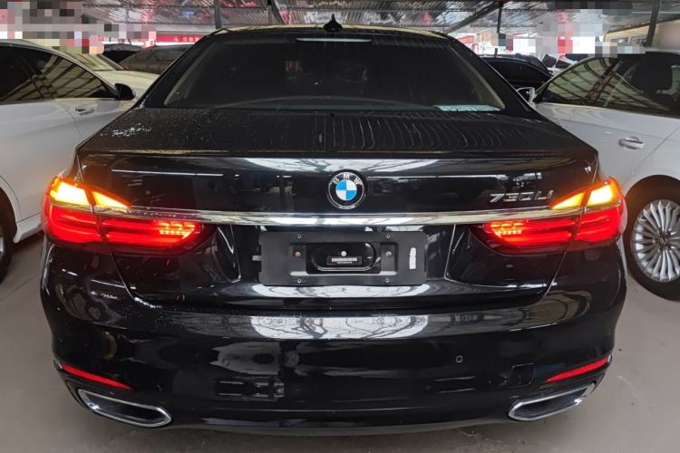 Used BMW 7 Series 2016 730Li Leading Model Exterior 4