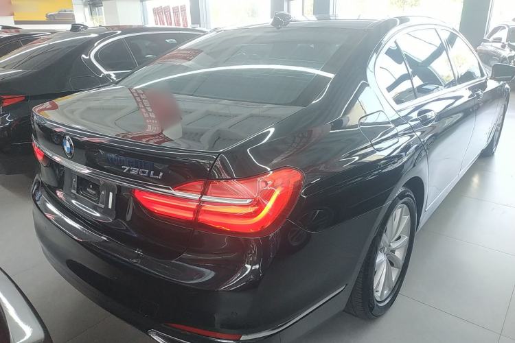 Used BMW 7 Series 2016 730Li Leading Model Exterior 5