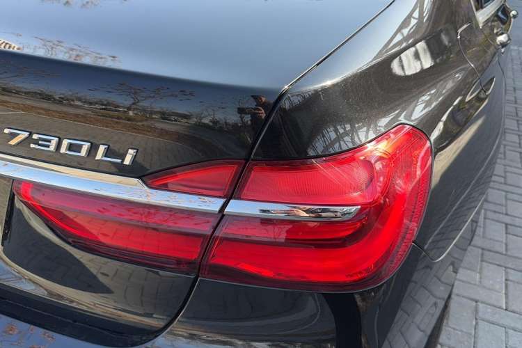 Used BMW 7 Series 2016 730Li Leading Model Exterior 6