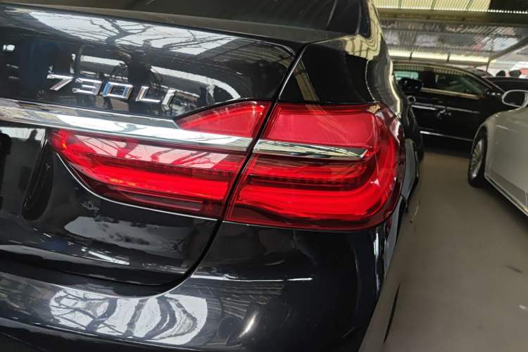 Used BMW 7 Series 2016 730Li Leading Model Exterior 6