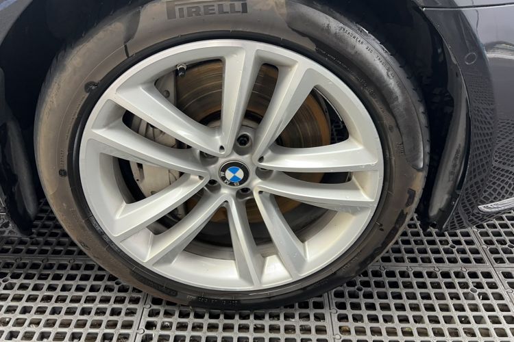 Used BMW 7 Series 2016 750Li xDrive Four-Seat Version Exterior 9