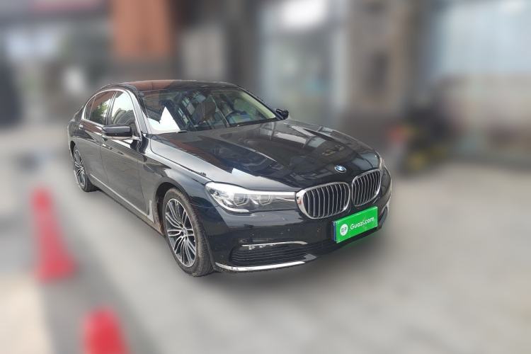 Used BMW 7 Series 2016 730Li Leading Model Front Right 45 Deg