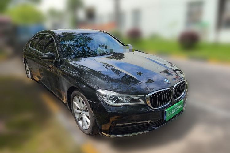 Used BMW 7 Series 2016 730Li Leading Model Front Right 45 Deg