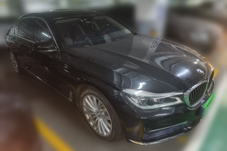 Used BMW 7 Series 2016 740Li Luxury Edition Front Right 45 Deg