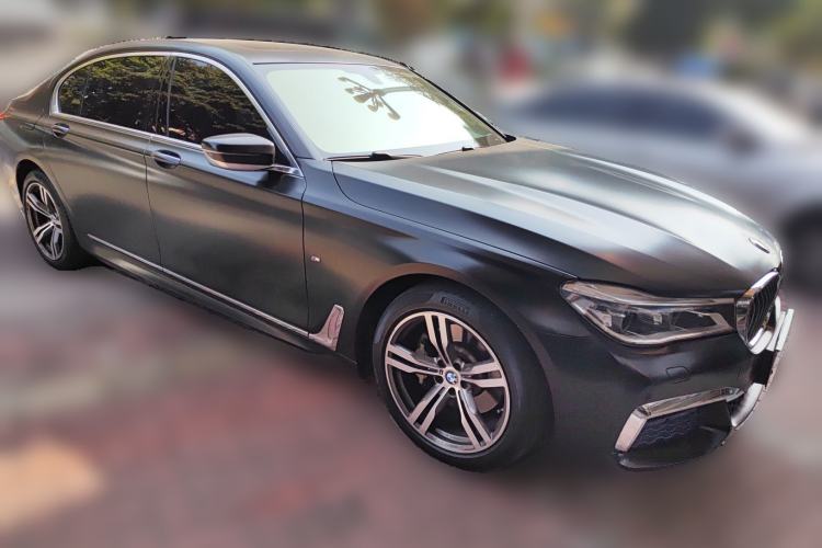 Used BMW 7 Series 2016 730Li Leading Model Front Right 45 Deg