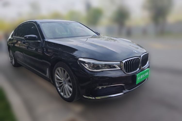 Used BMW 7 Series 2016 740Li Luxury Edition Front Right 45 Deg