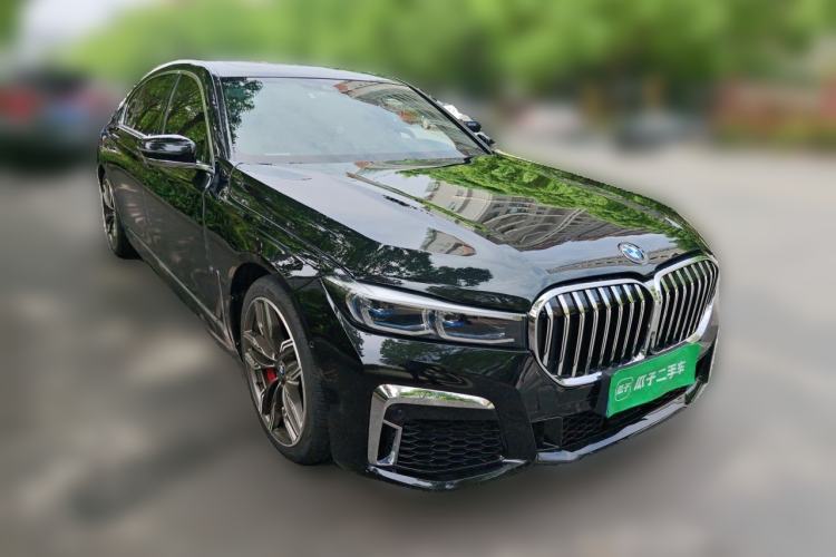 Used BMW 7 Series 2016 740Li Luxury Edition Front Right 45 Deg