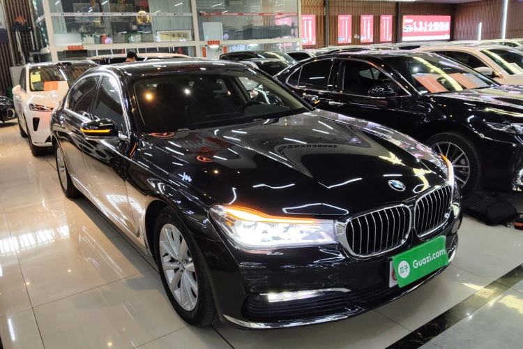 Used BMW 7 Series 2016 730Li Leading Model Front Right 45 Deg