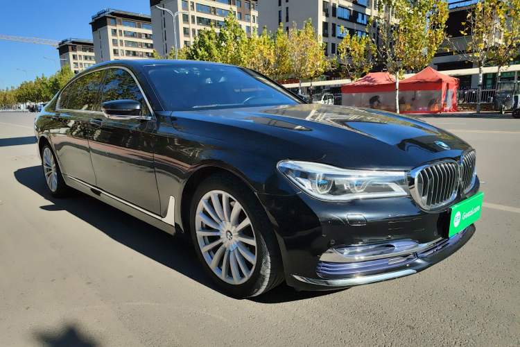 Used BMW 7 Series 2016 740Li Luxury Edition Front Right 45 Deg