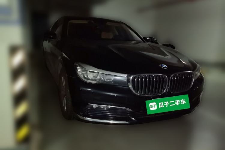 Used BMW 7 Series 2016 730Li Leading Model Front Right 45 Deg