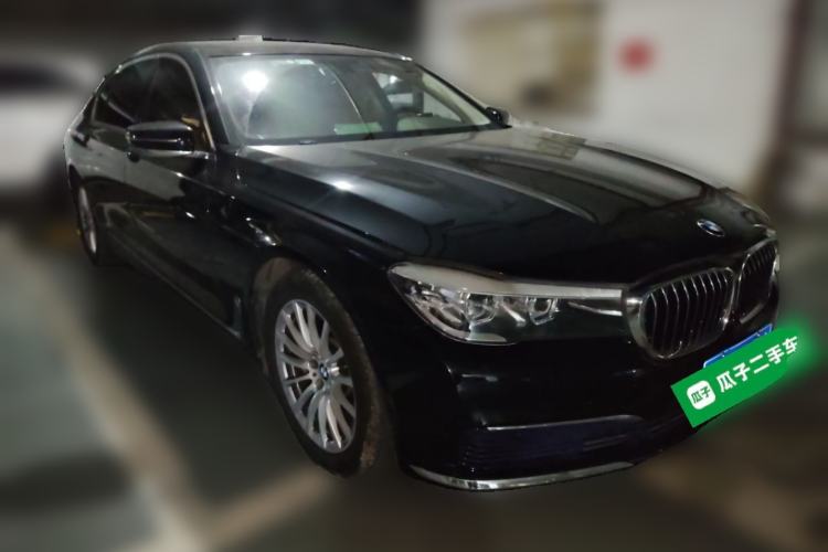 Used BMW 7 Series  Front Right 45 Deg