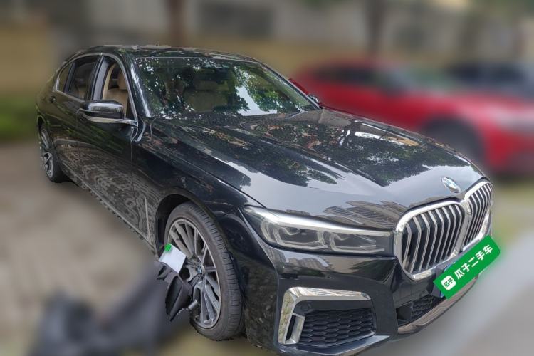 Used BMW 7 Series 2016 730Li Luxury Model Front Right 45 Deg
