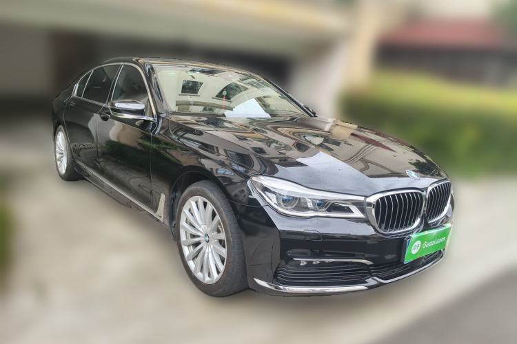 Used BMW 7 Series 2016 740Li Luxury Edition Front Right 45 Deg