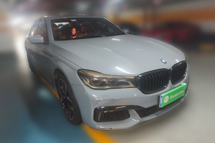 Used BMW 7 Series 2016 730Li Luxury Model Front Right 45 Deg