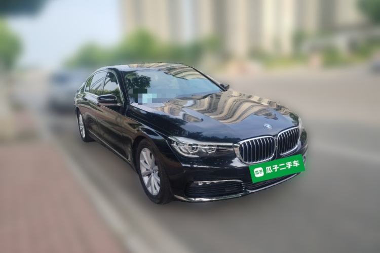 Used BMW 7 Series 2016 730Li Luxury Model Front Right 45 Deg