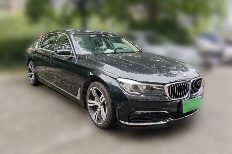 Used BMW 7 Series 2016 730Li Leading Model Front Right 45 Deg