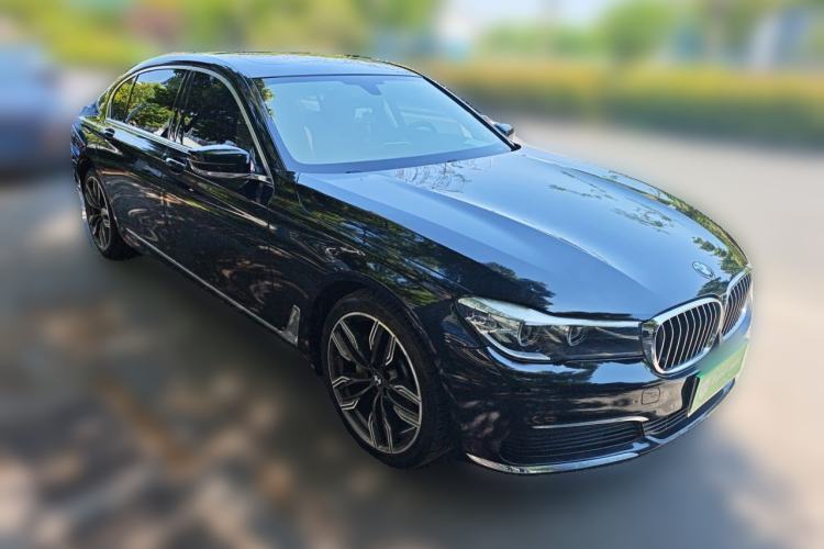 Used BMW 7 Series 2016 730Li Leading Model Front Right 45 Deg