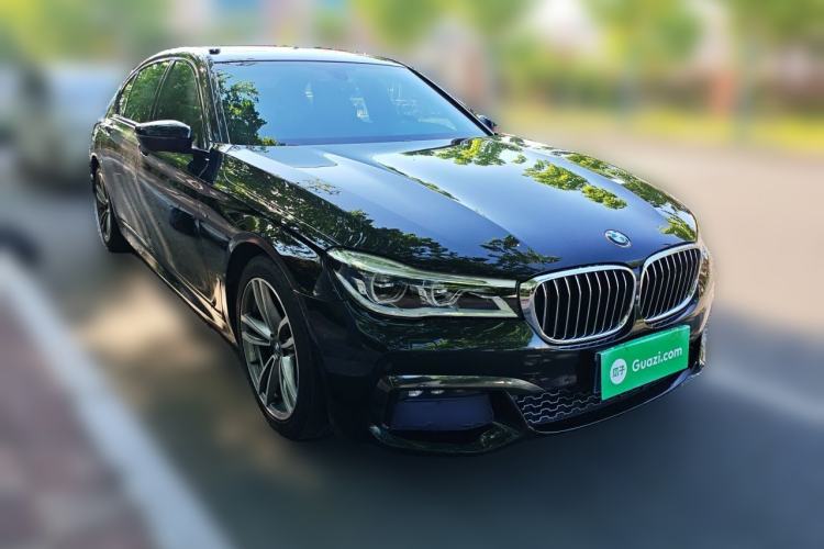 Used BMW 7 Series 2016 730Li Luxury Model Front Right 45 Deg