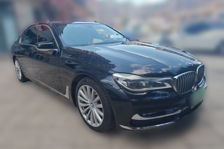 Used BMW 7 Series 2016 740Li Luxury Edition Front Right 45 Deg