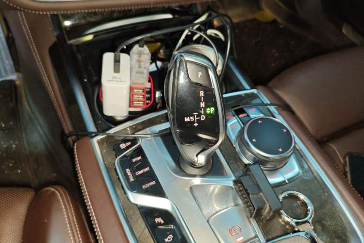 Used BMW 7 Series 2016 730Li Luxury Model Gear Lever