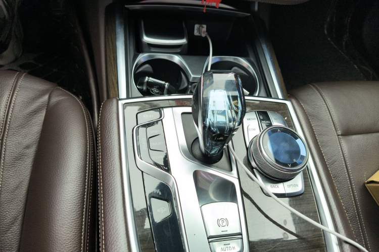 Used BMW 7 Series 2016 730Li Leading Model Gear Lever
