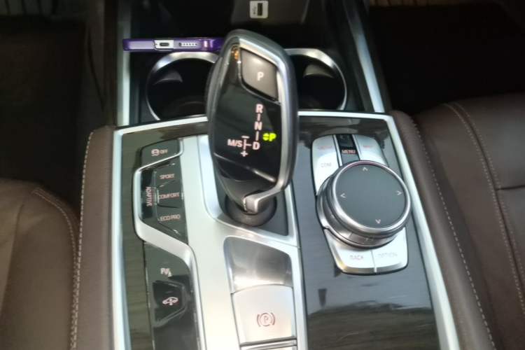 Used BMW 7 Series 2016 730Li Leading Model Gear Lever