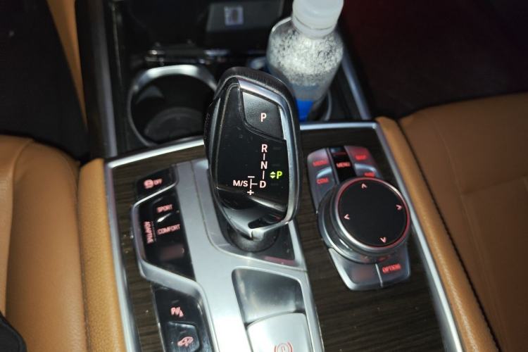 Used BMW 7 Series 2016 730Li Leading Model Gear Lever