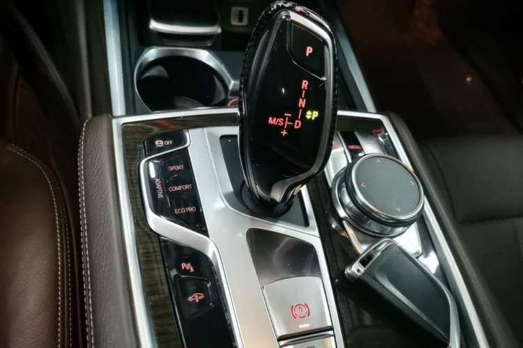 Used BMW 7 Series 2016 730Li Leading Model Gear Lever