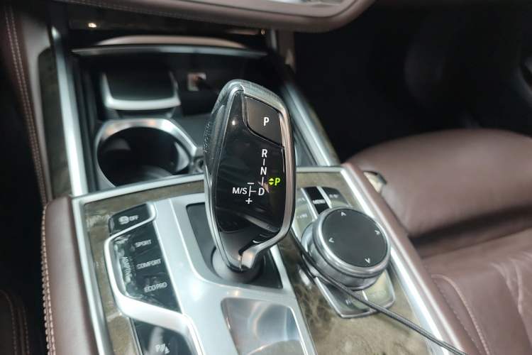 Used BMW 7 Series 2016 730Li Luxury Model Gear Lever