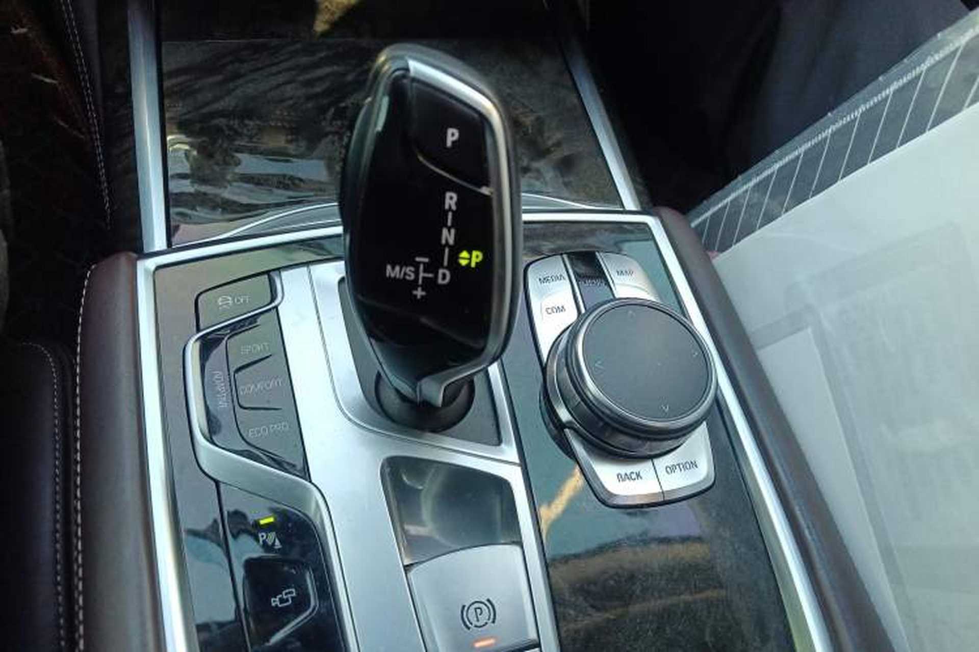 Used BMW 7 Series 2016 730Li Luxury Model Gear Lever