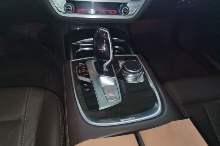 Used BMW 7 Series 2016 730Li Leading Model Gear Lever
