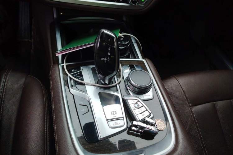 Used BMW 7 Series 2016 730Li Leading Model Gear Lever