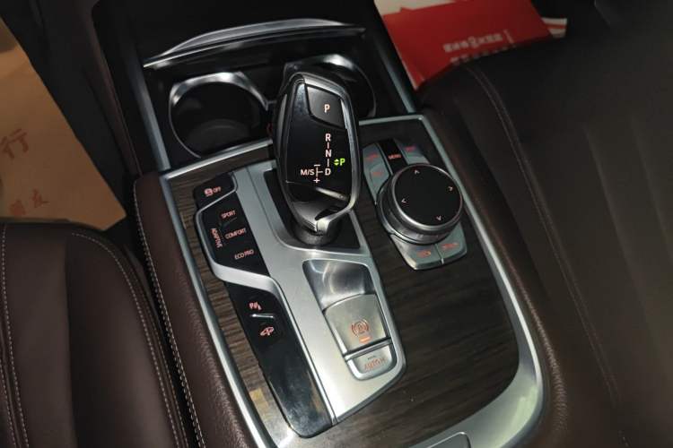 Used BMW 7 Series 2016 730Li Leading Model Gear Lever