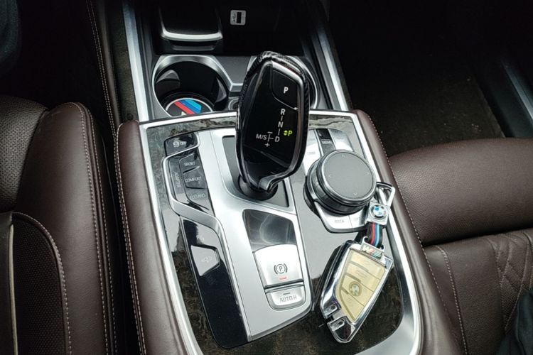 Used BMW 7 Series 2016 740Li Luxury Edition Gear Lever