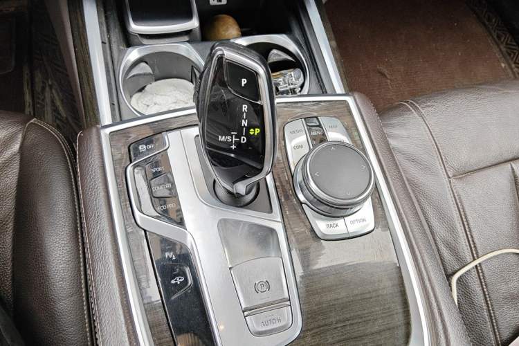Used BMW 7 Series 2016 730Li Leading Model Gear Lever