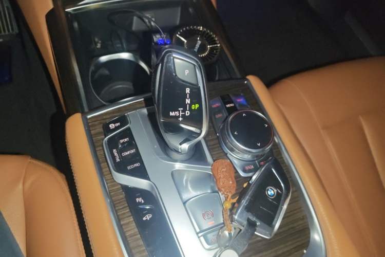 Used BMW 7 Series 2016 730Li Leading Model Gear Lever