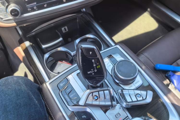 Used BMW 7 Series 2016 730Li Leading Model Gear Lever