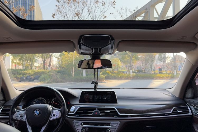 Used BMW 7 Series 2016 730Li Leading Model Headliner